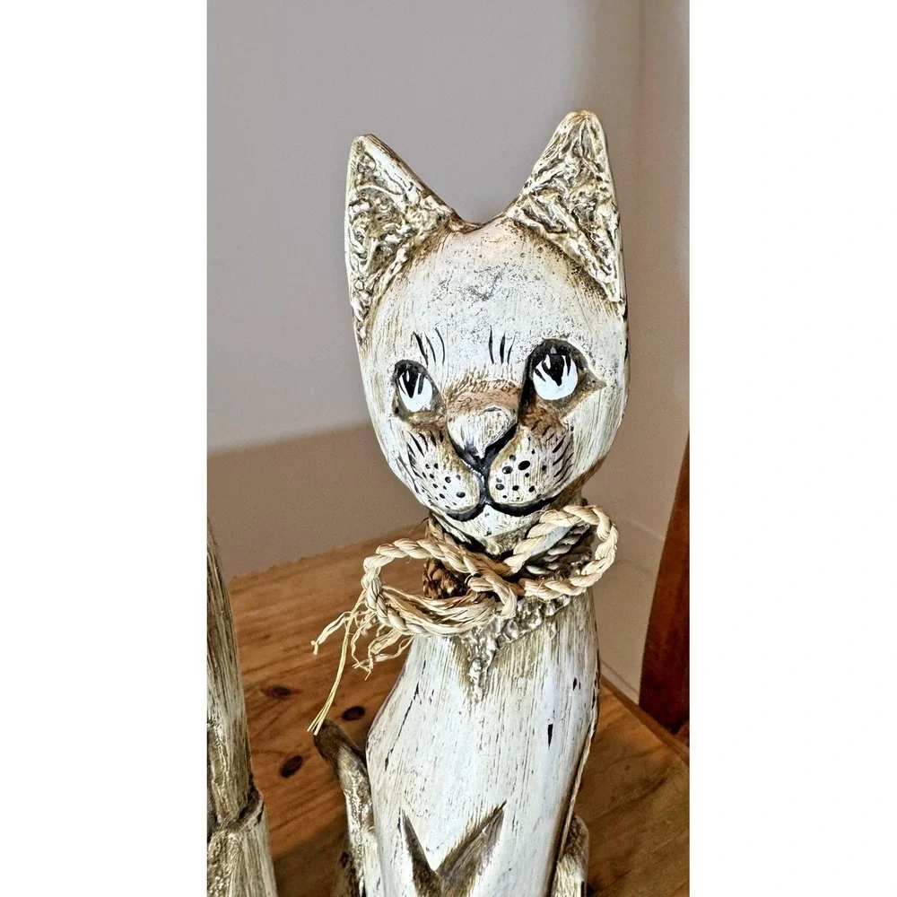 Set Of Carved Wood Cats With Blue Eyes 19
